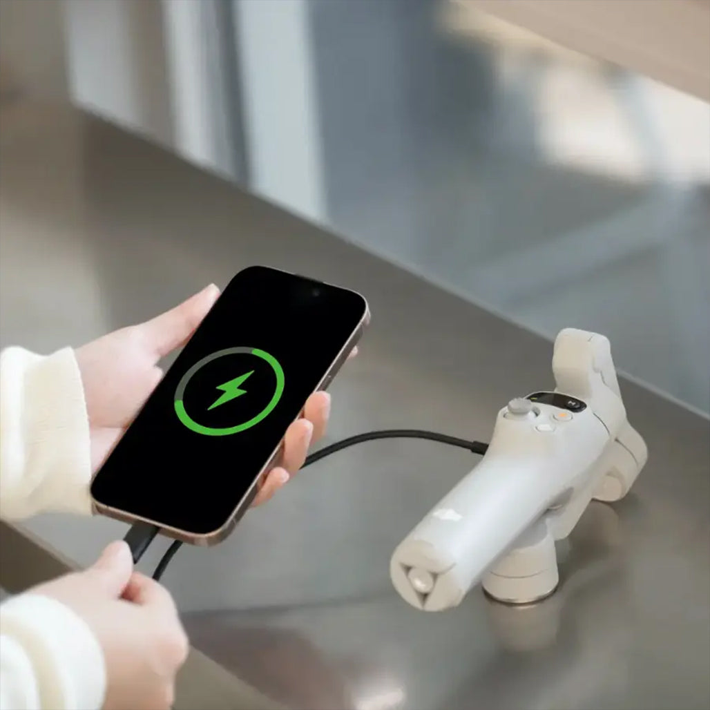 DJI Osmo Mobile 7 – 3-Axis Gimbal Stabilizer with Intelligent Tracking, Built-In Tripod, AI Editing, and 10-Hour Battery Life