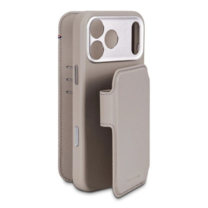 Decoded Leather Detachable Wallet Case | Solid Clay | iPhone 17 Pro / iPhone 17 Pro  Max