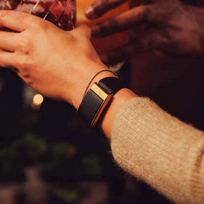 WHOOP MG LeatherLuxe Tapered Band - Small/Medium - Black With Gold