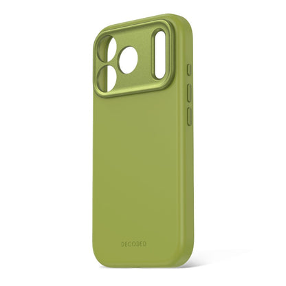 Decoded AntiMicrobial Silicone Case - Moss Green - iPhone 18 Pro/18 Pro Max