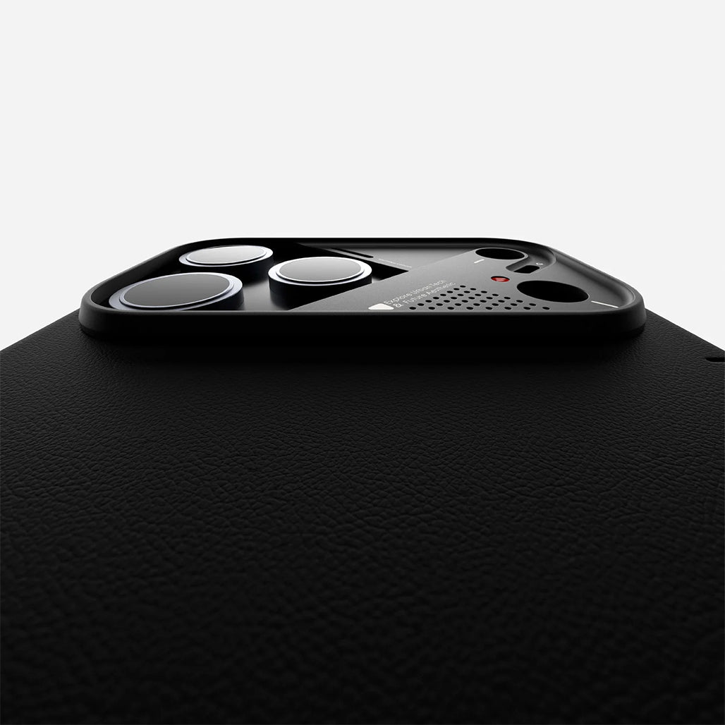Aulumu A17 Vegan Leather Case for iPhone 17 Pro / 17 Pro Max - Black | MagSafe