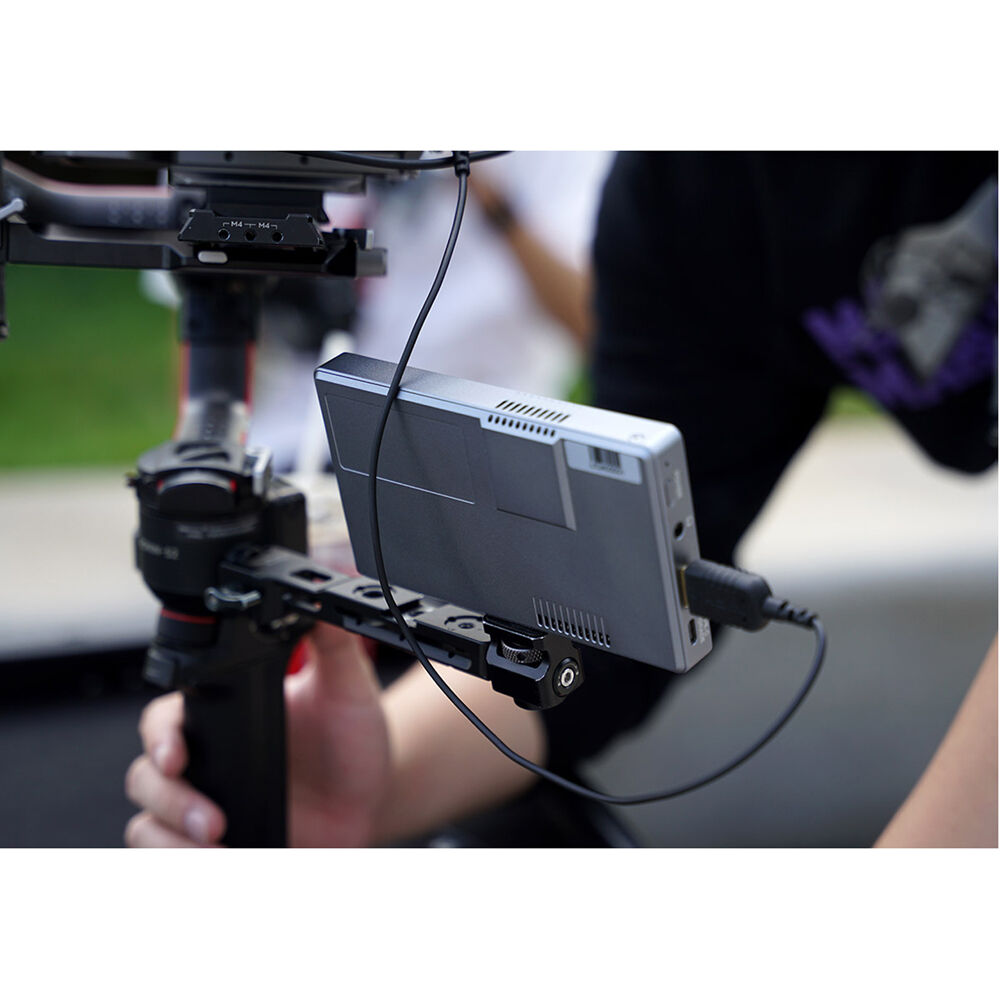 FeelWorld P6XL 6" On-Camera Field Monitor with Built-In Battery