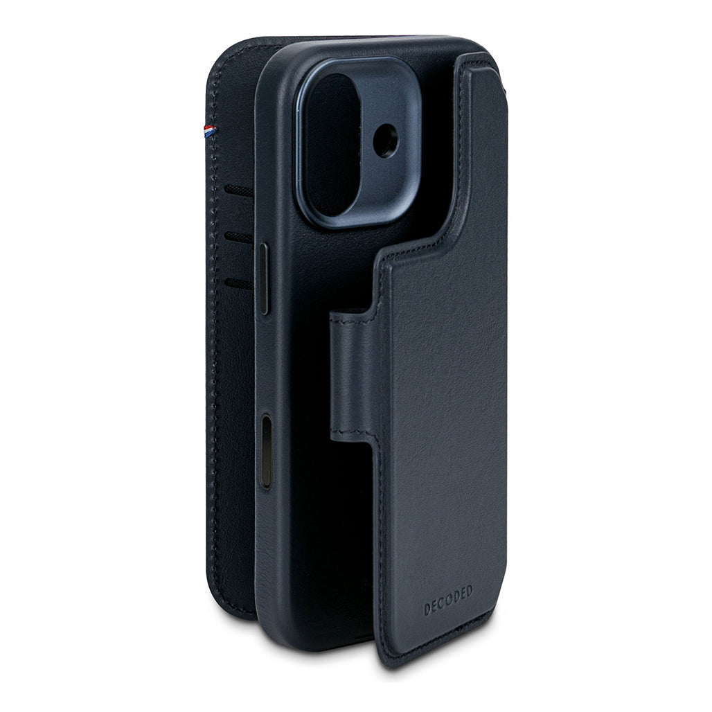 Decoded Navy Shadow Leather Detachable Wallet Case for iPhone 17 with MagSafe