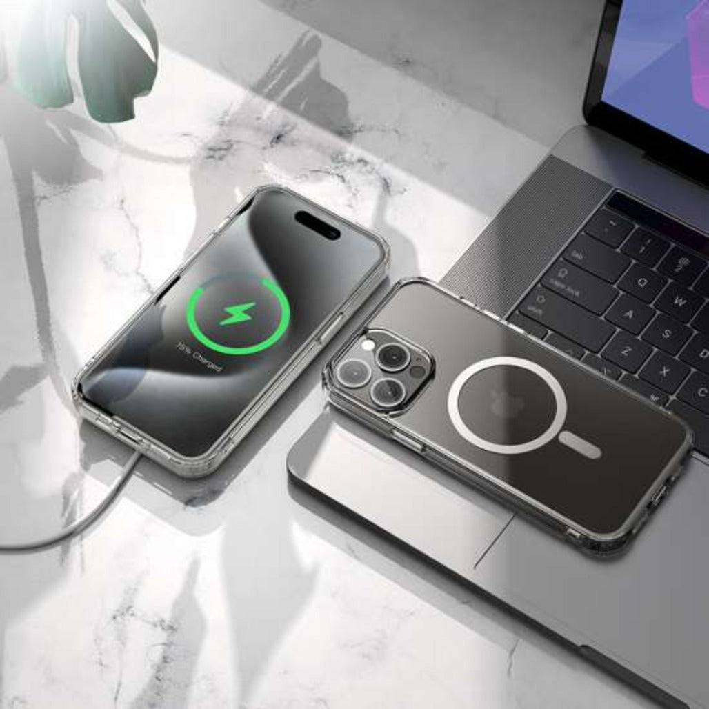 HOCO Magnetic Case for iPhone 15 Pro - Transparent