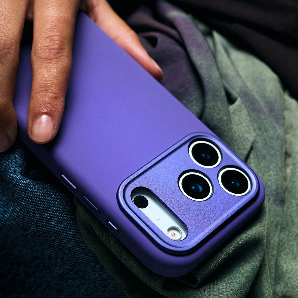 Decoded AntiMicrobial Silicone Case | Future Dusk | iPhone 17 Pro/ 17 Pro Max