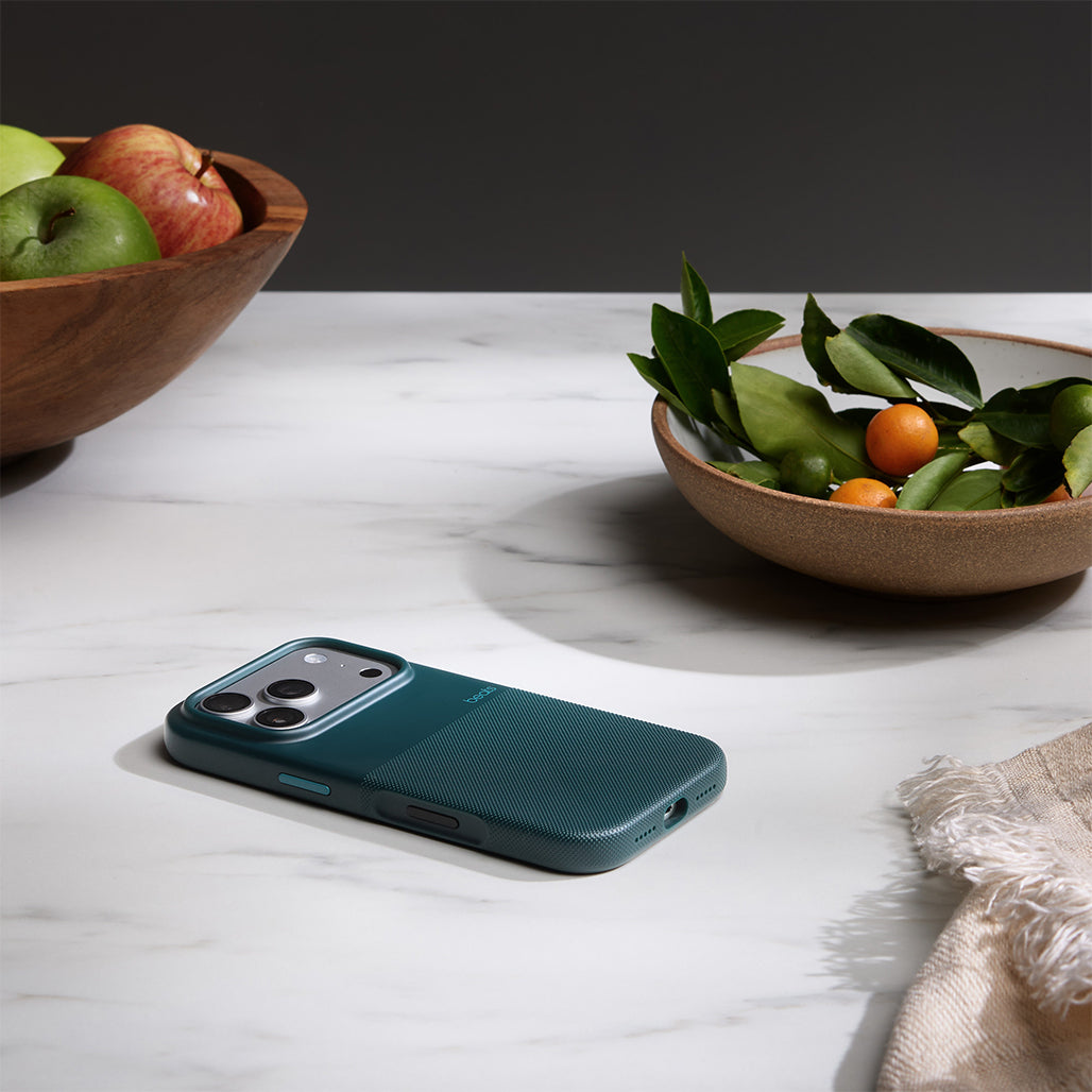 Beats iPhone 17 Pro / 17 Pro Max Rugged Case with MagSafe and Camera Control (IC)