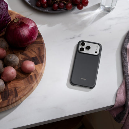 Beats iPhone 17 Series Case - MagSafe and Camera Control - Granite Gray - IC