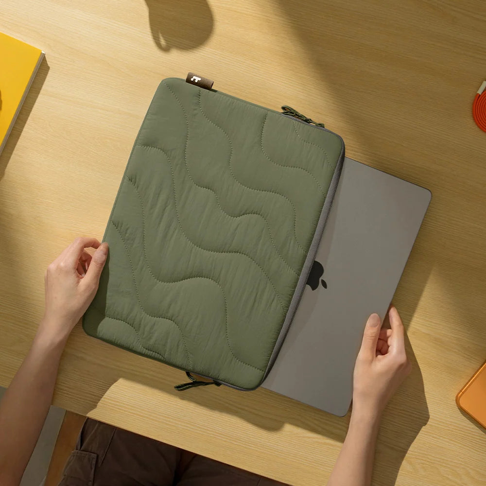 Tomtoc Terra-A27 Laptop Sleeve for 14 inch MacBook Pro - Green