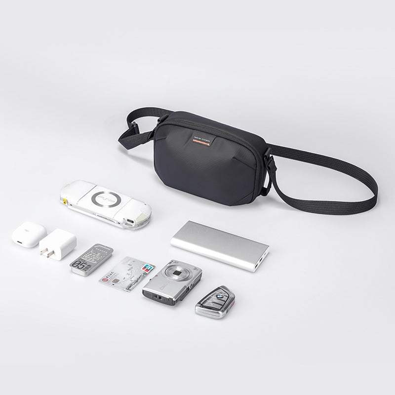 Mark Ryden MR403 Oxford Voyager Water-Resistant Crossbody