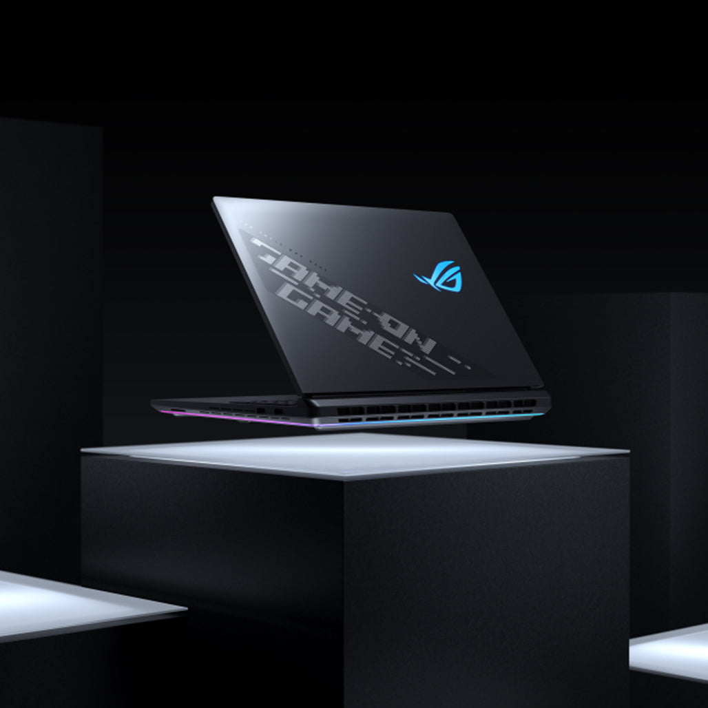Asus ROG Strix SCAR 18 (2025) G835LW-S9176 - 18" - Core Ultra 9 275HX - 64GB Ram - 2TB SSD - RTX 5080 16GB