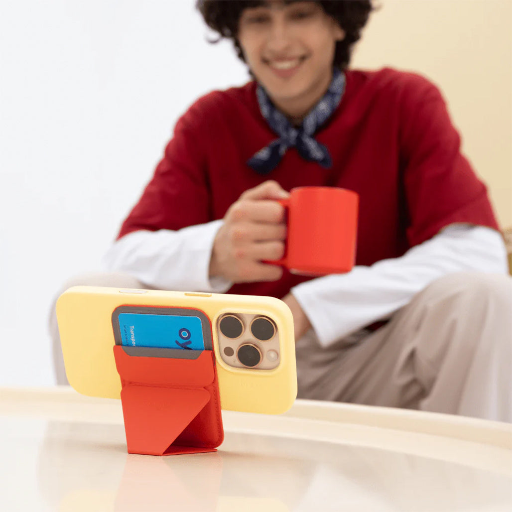 Moft Snap-on Phone Stand & Wallet MOVAS™ – MagSafe Compatible