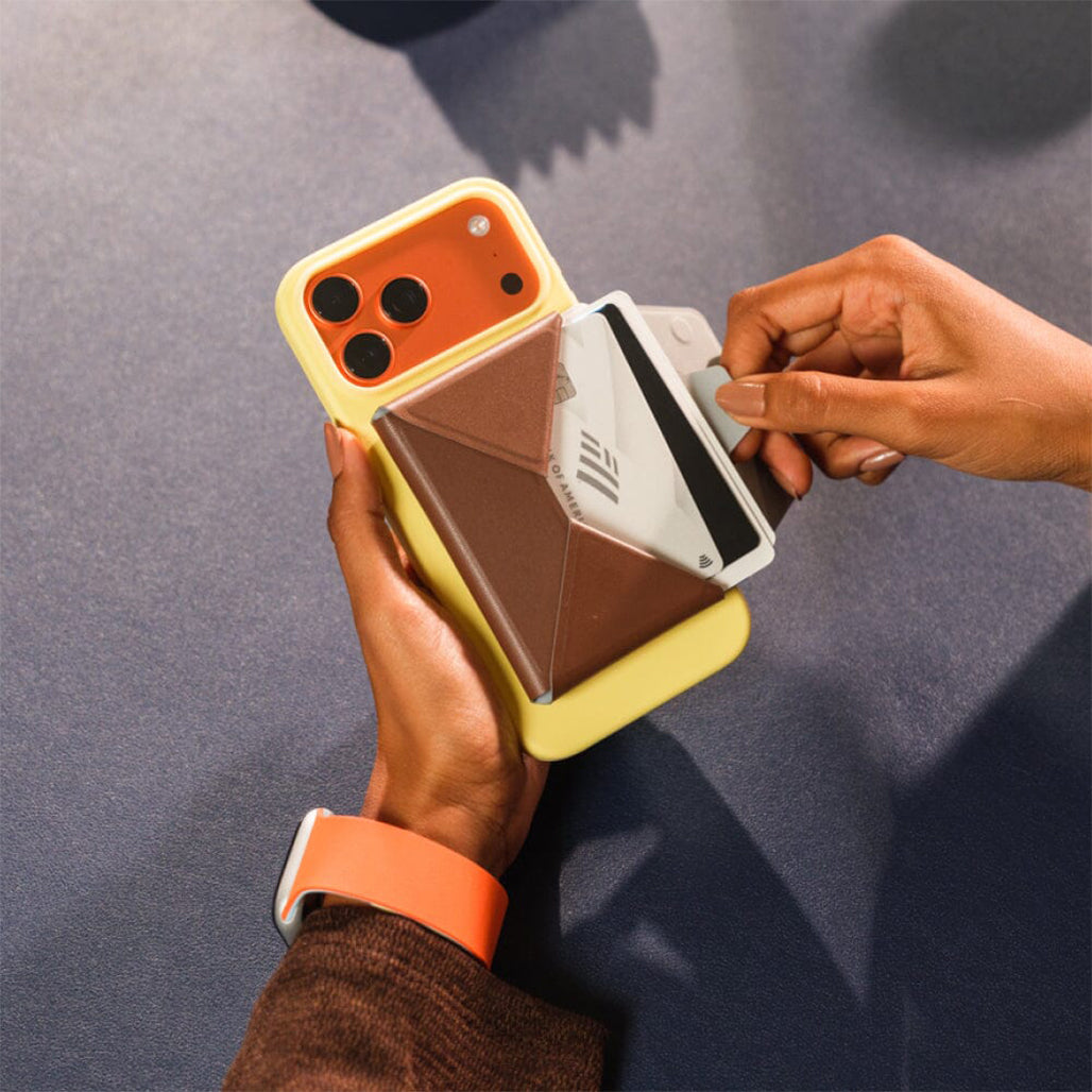 Moft Snap Field Wallet With Stand