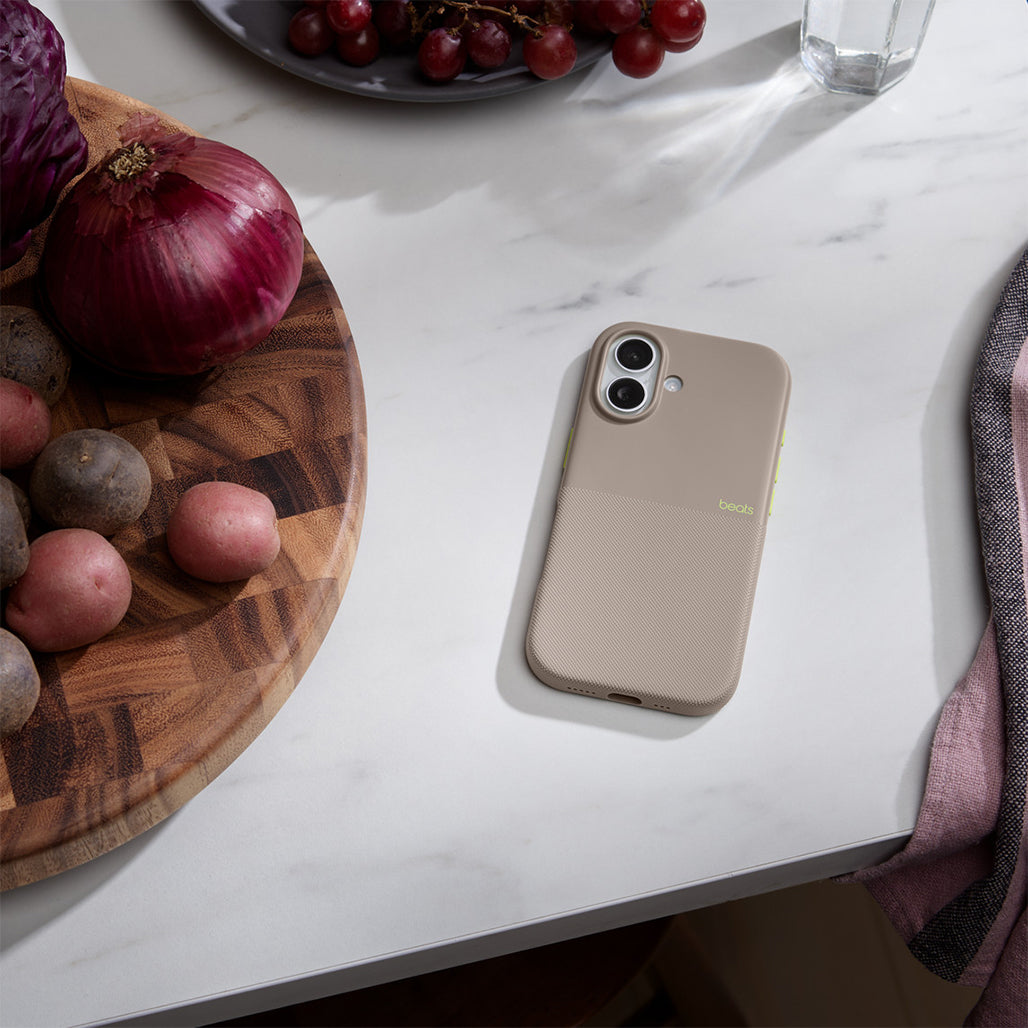 Beats iPhone 17 and iPhone 17 Air Rugged Case with MagSafe and Camera Control - Alpine Gray - IC